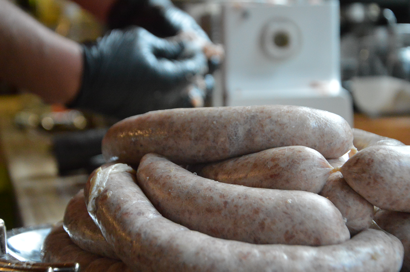 Mięso z własnego gospodarstwa: co wolno rolnikowi? Jakie są ułatwienia?