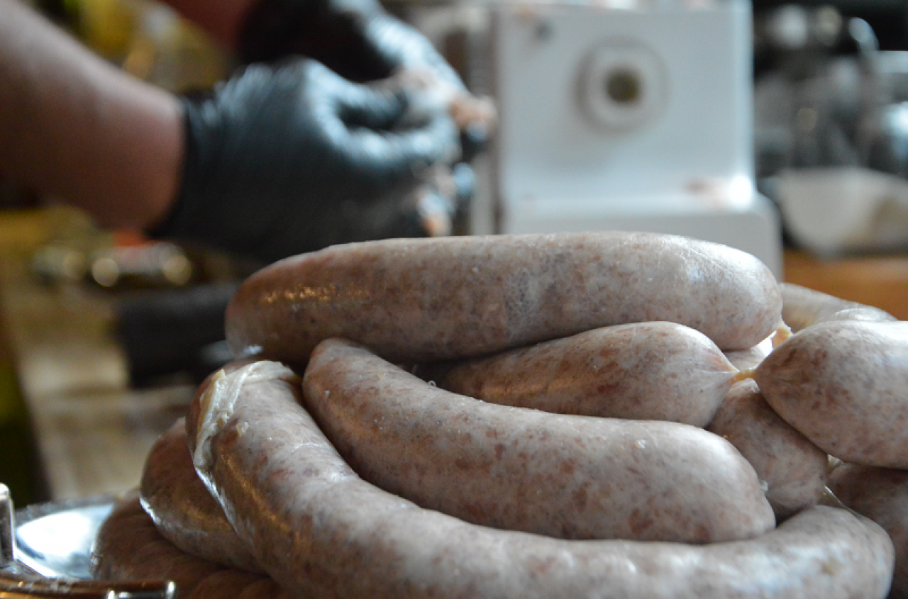 Mięso z własnego gospodarstwa: co wolno rolnikowi? Jakie są ułatwienia?