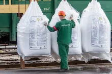 Import nawozów runął o 80 proc. Co zmieniły cła? [NOWE DANE]