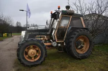 Swed-Trac ciągnik, który został opracowany w Szwecji. Do jego budowy posłużył wyprodukowany w Polsce Ursus