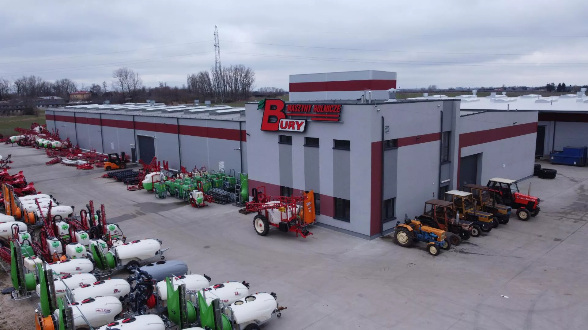 Zaczynał od jednego opryskiwacza. Dziś jego maszyny pracują w całej Europie