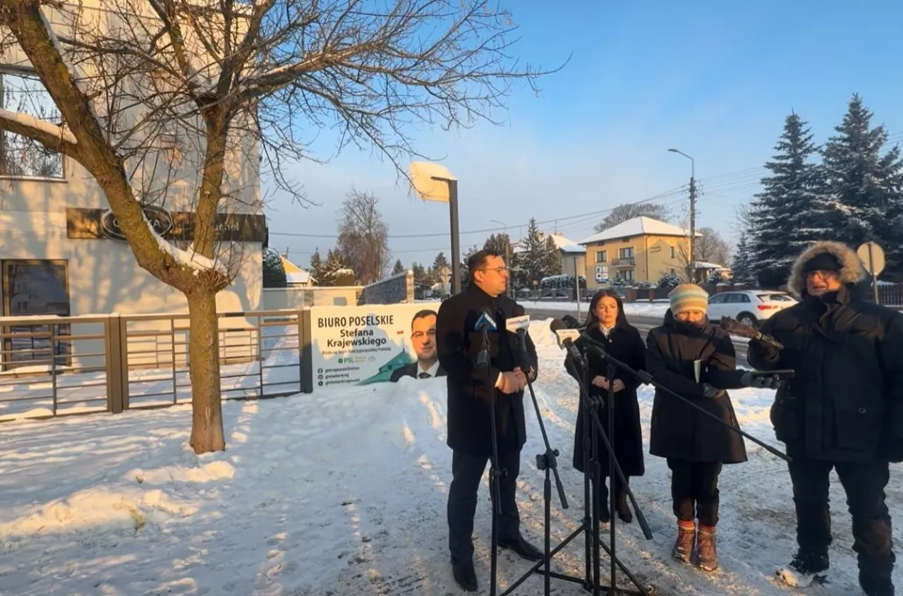 500 litrów gnojowicy pod domem ministra. Prokuratura chce aresztu dla sprawcy