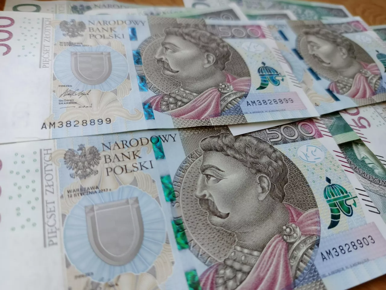 banknoty, pieniądze, dopłaty