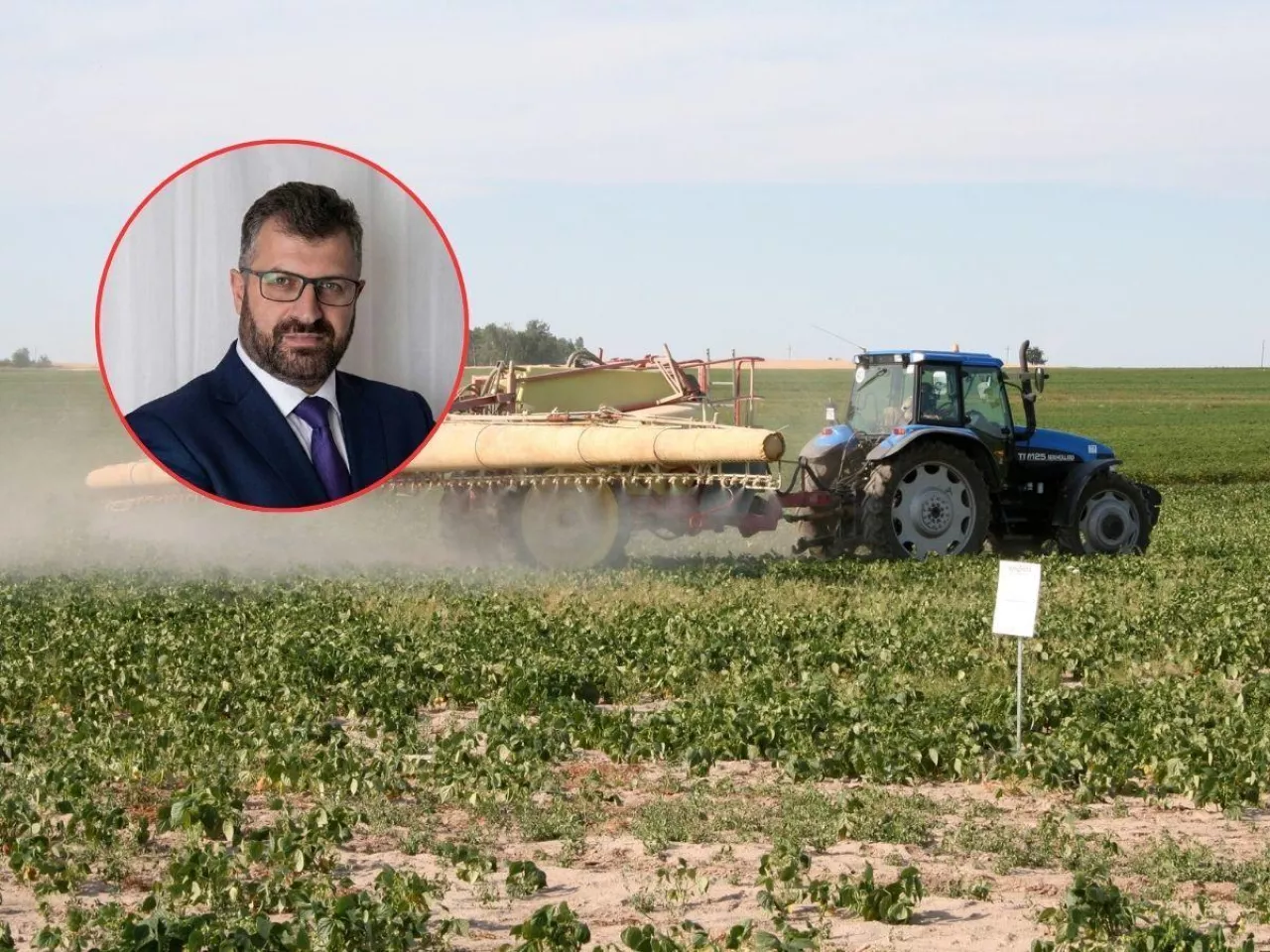 traktor na polu, oprysk, twarz eksperta z IERiGŻ