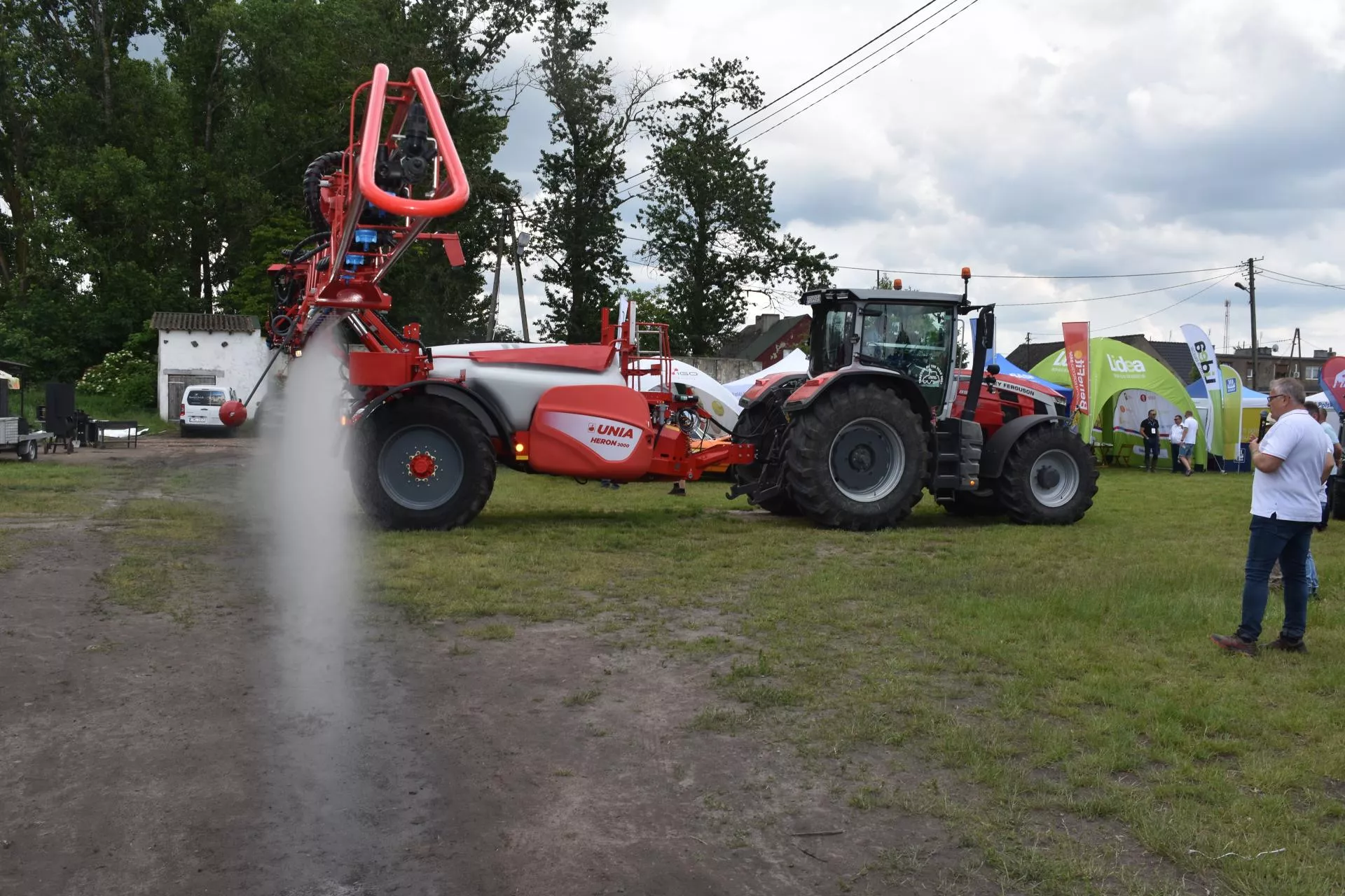 Opryskiwacz sam wykryje chorobę i opryska tylko tam, gdzie trzeba