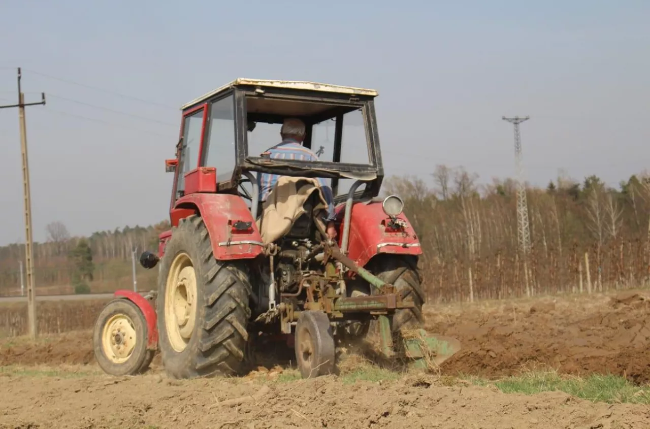 Dopłata 70% dla rolników już ruszyła. Problem? Oferta bardzo ograniczona