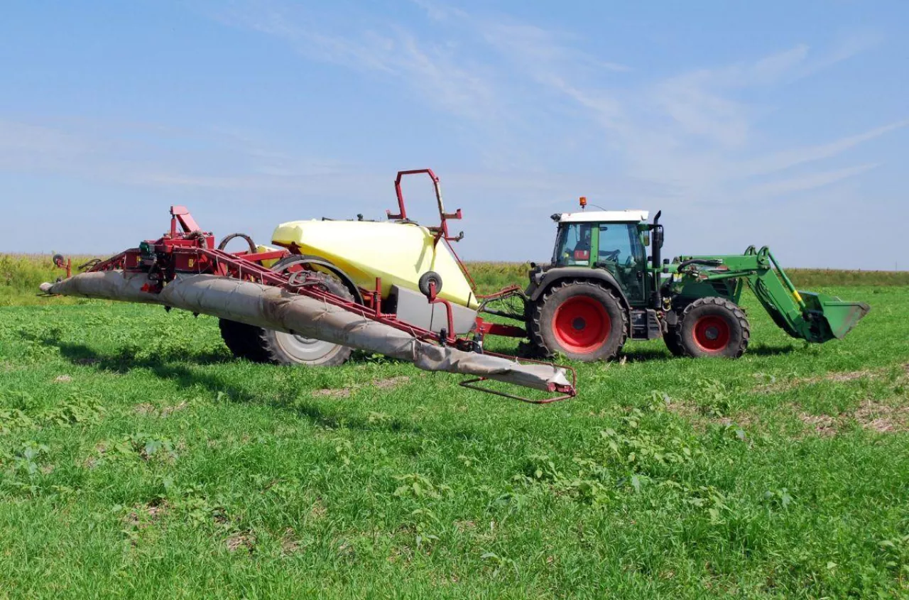 Zakazane opryski w 2026 roku. Sprawdź listę substancji, których nie wolno już używać