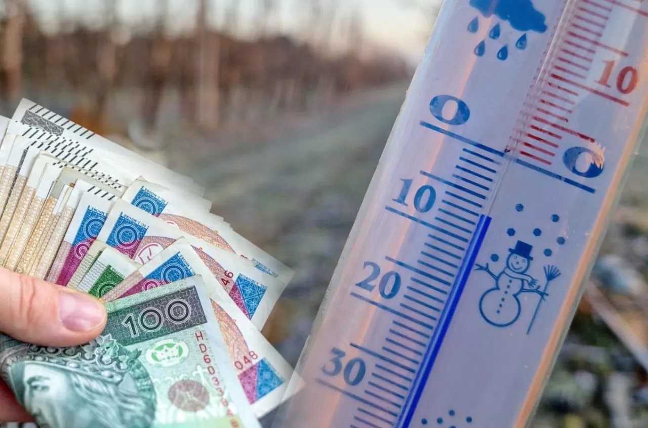 Przymrozki: ARiMR wypłaci rolnikom pełne stawki. Niespodziewanie zostaną miliony