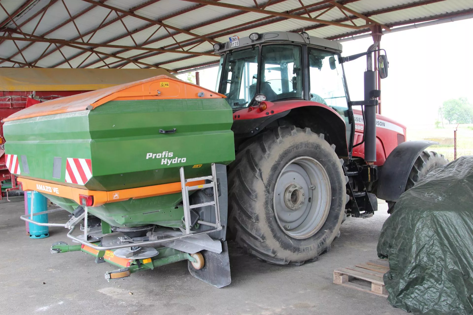 Kupujesz używany rozsiewacz? Te 8 rzeczy sprawdź, zanim stracisz pieniądze