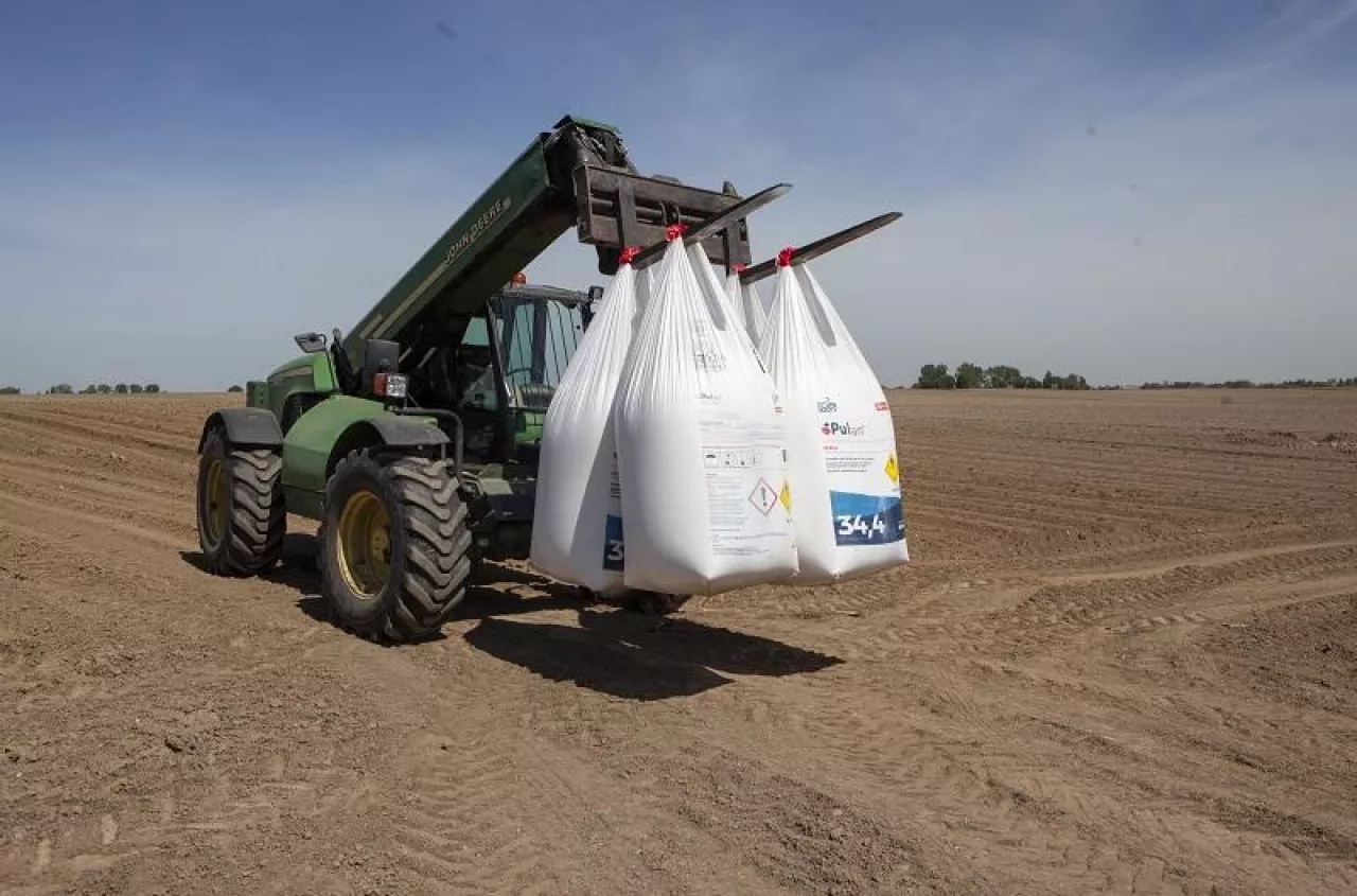 Wojna uderza w polskich rolników. Nawozy mogą gwałtownie zdrożeć