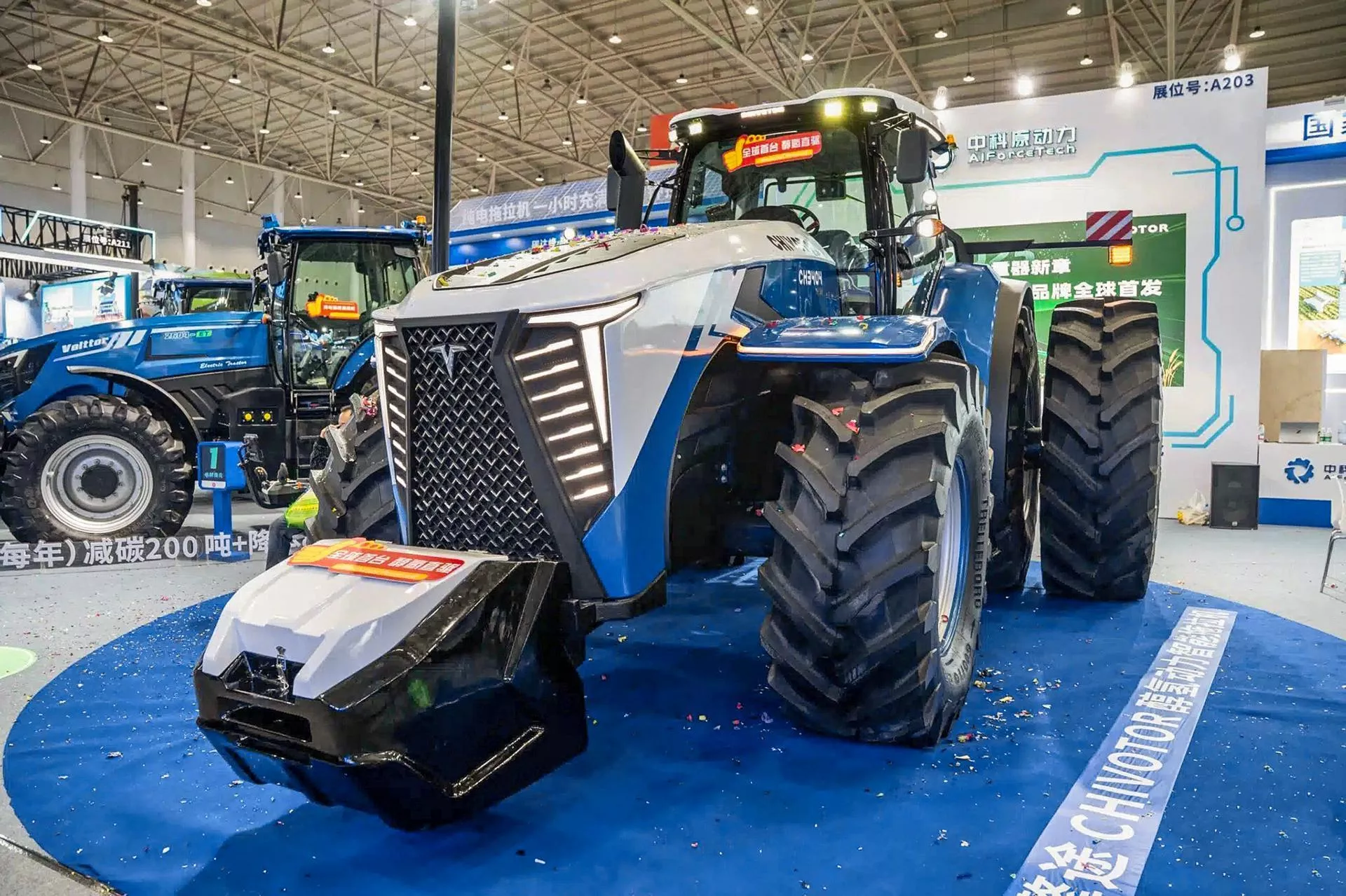 Ciągnik 340 KM na wodór i metanol. Chińczycy obiecują paliwo tańsze o 46%