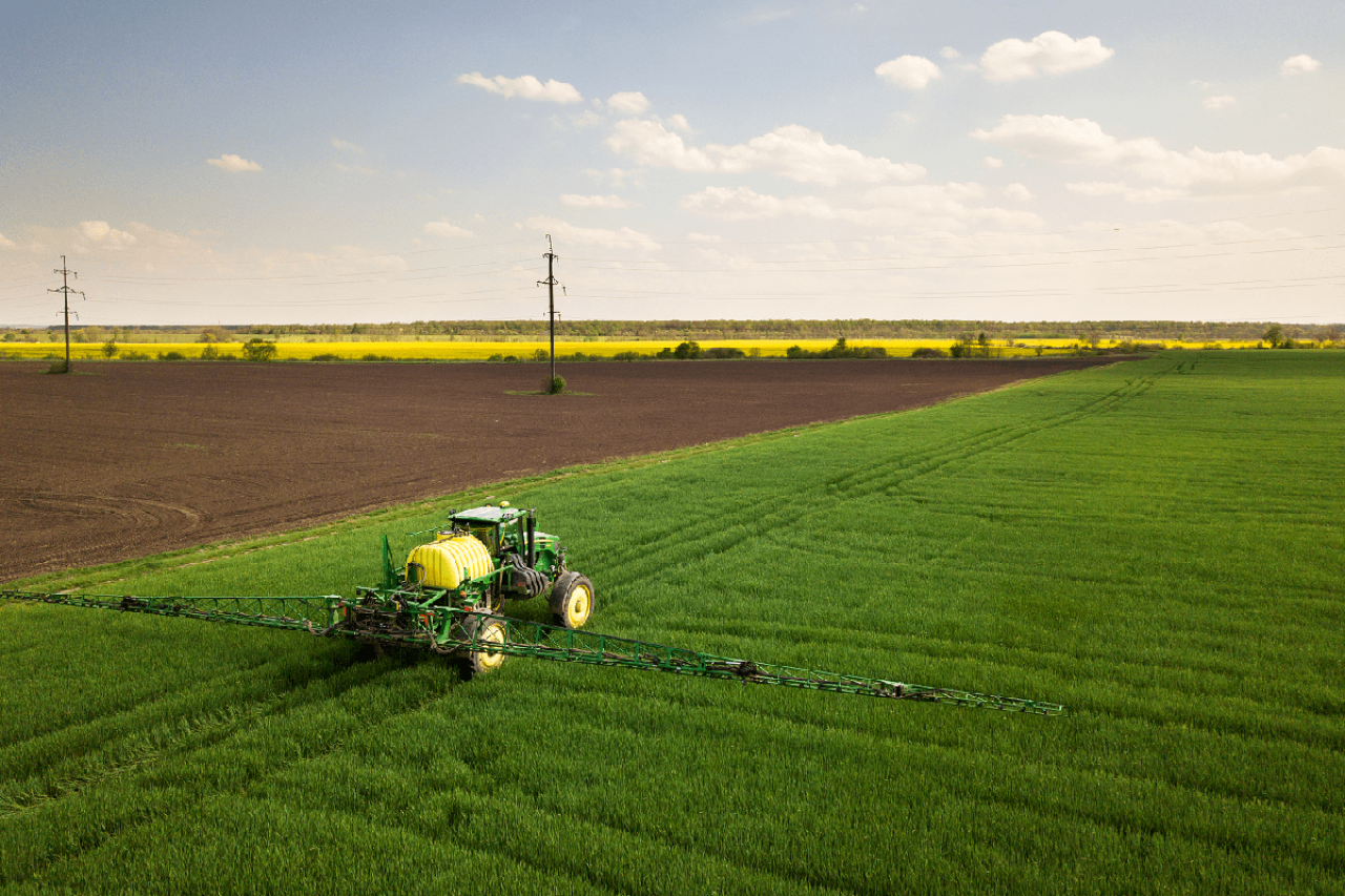 pole, maszyna rolnicza, oprysk