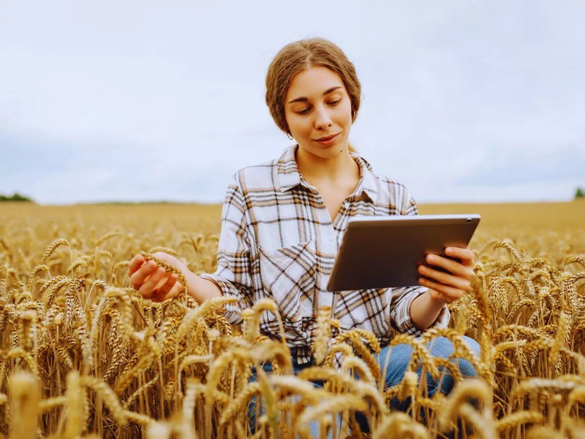 Rolnictwo 4.0: Jak darmowa aplikacja Agronom rewolucjonizuje zarządzanie gospodarstwem?