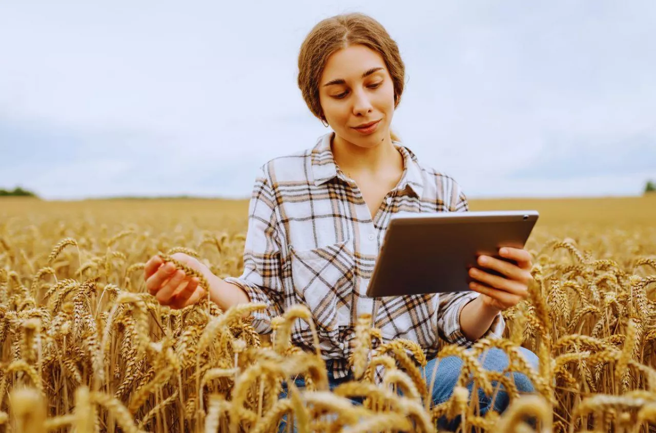 Rolnictwo 4.0: Jak darmowa aplikacja Agronom rewolucjonizuje zarządzanie gospodarstwem?