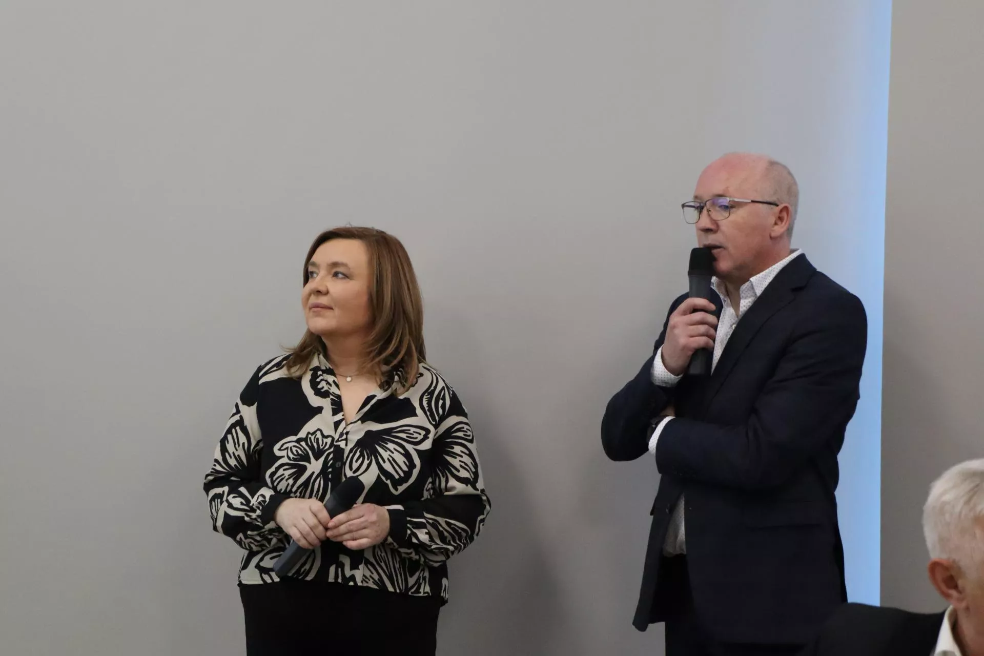 "Nie możemy nie odebrać mleka od rolnika". Polmlek stawia na własną energię