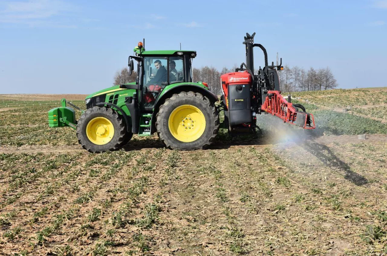 Te substancje znikają z pól. Nowe zakazy dla rolników w 2026