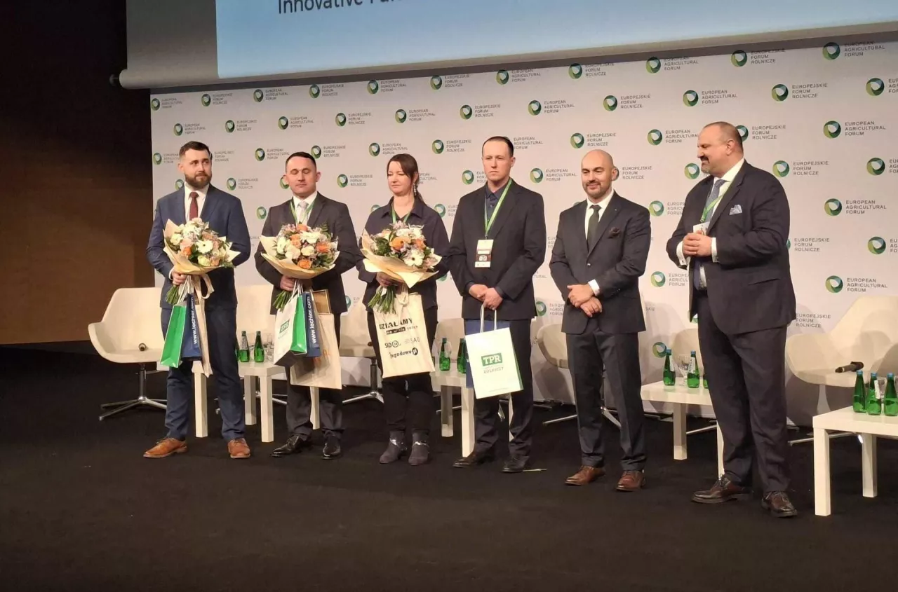 Tak zarabiają nowocześni rolnicy. Roboty, aplikacje i własna sprzedaż