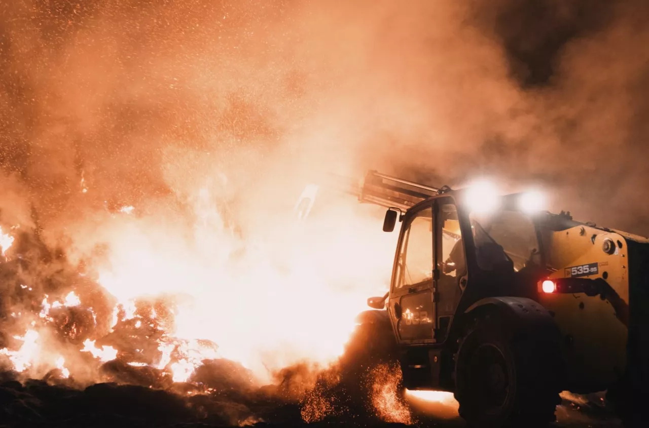 Podpalacz uderzył w nocy. OHZ wyznacza wysoką nagrodę za pomoc w ujęciu sprawcy