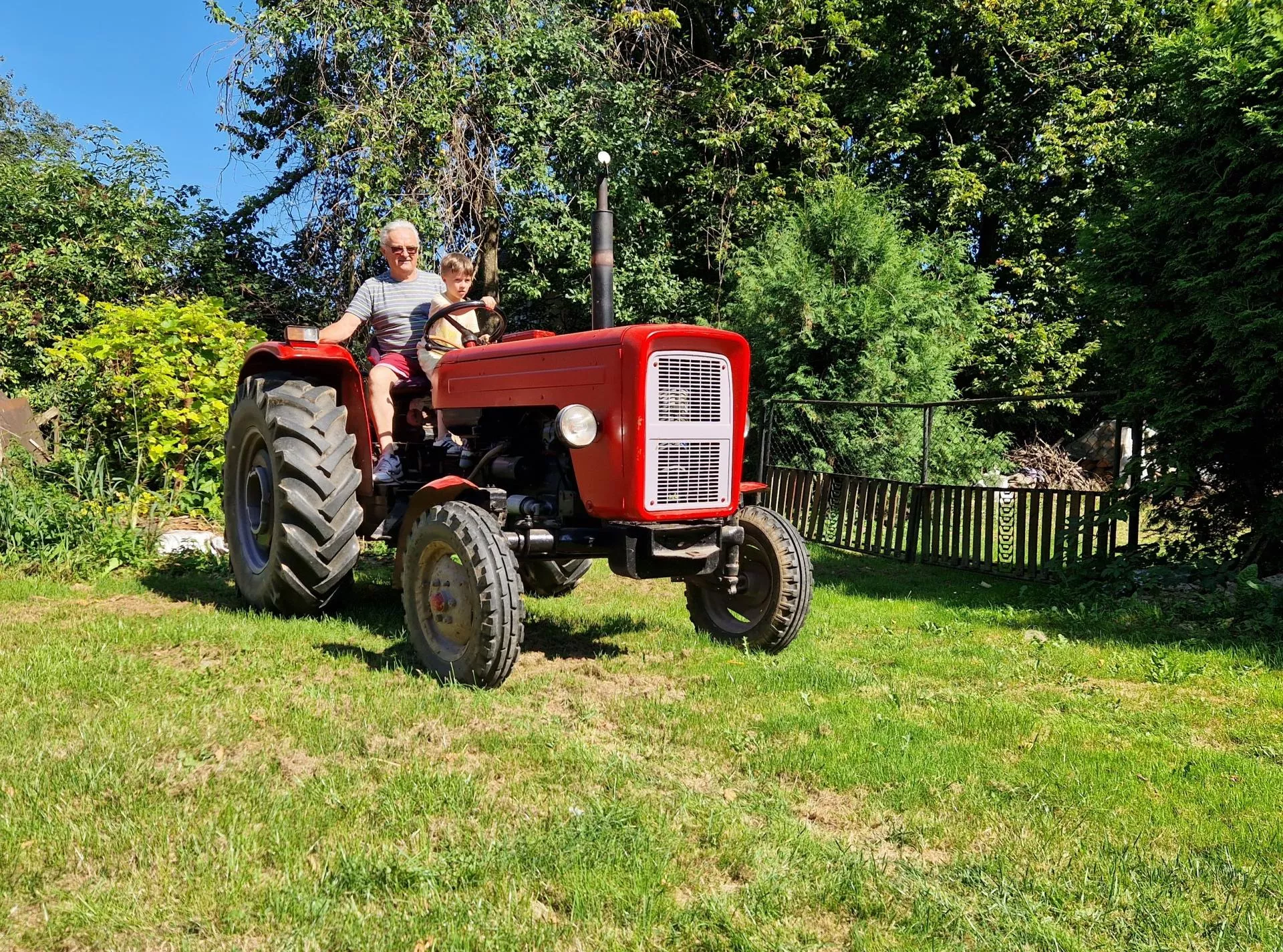Kto dziedziczy gospodarstwo po dziadku? Przepisy mogą zaskoczyć