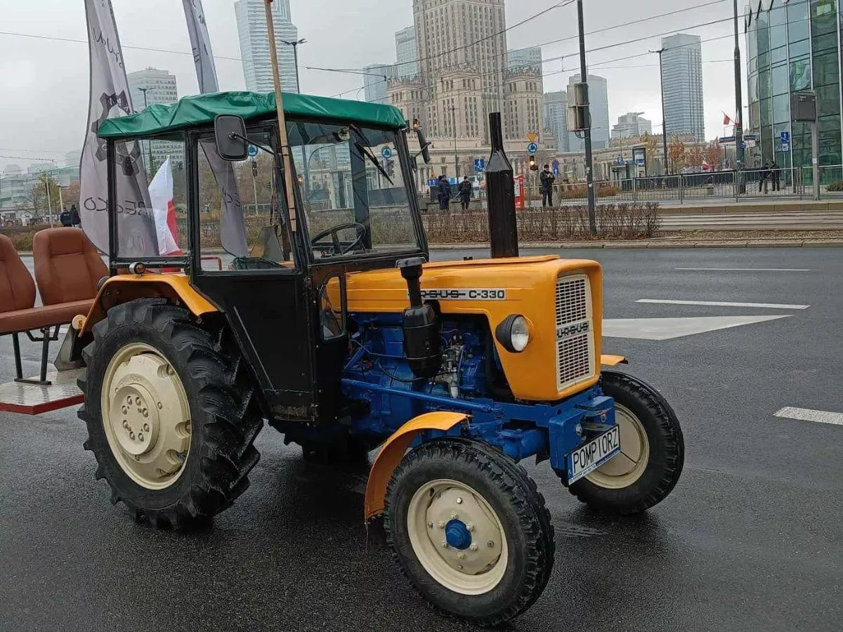 Z Polski do Watykanu… na starych traktorach. Rusza wyjątkowa pielgrzymka