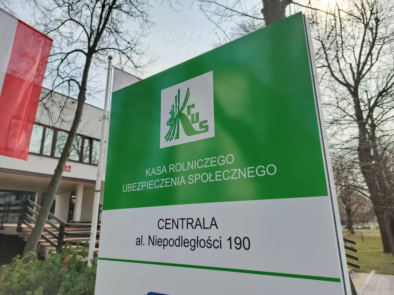KRUS podał ważny limit na 2026 rok. Rolnik może stracić ubezpieczenie