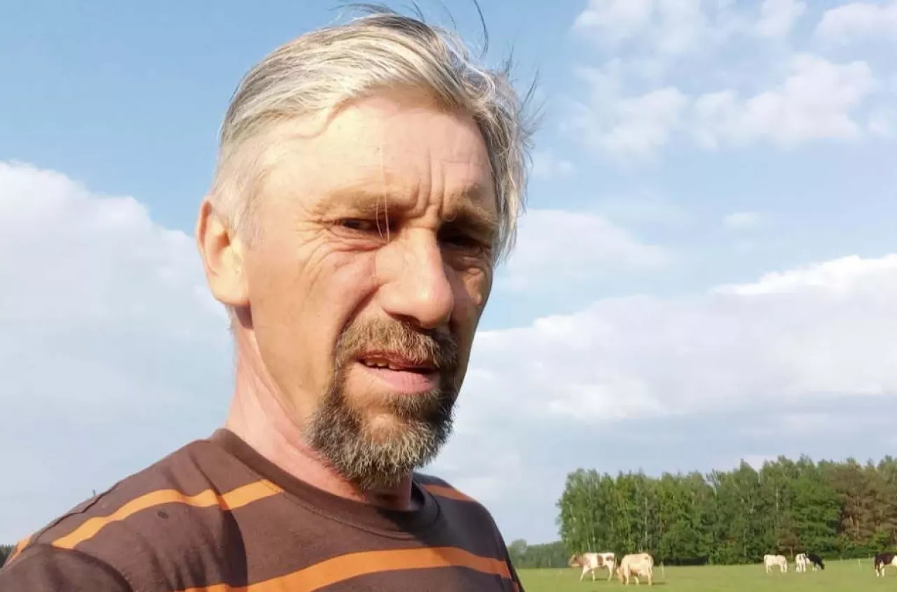 Ma 70 sztuk bydła i nie widzi przyszłości. „To była najgorsza decyzja dla mleka”