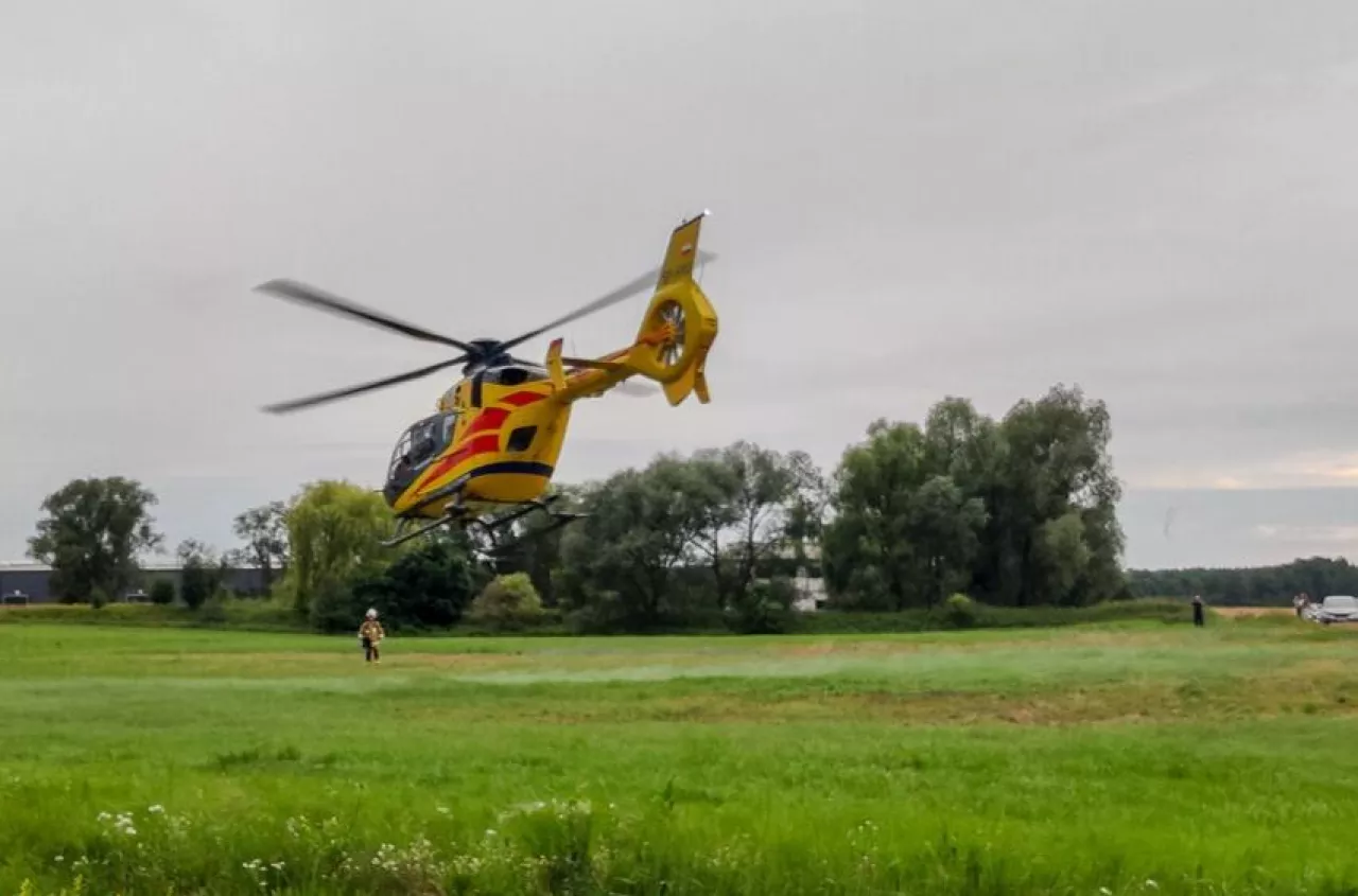 Traktor jechał bez kierowcy. Kobieta próbowała go zatrzymać