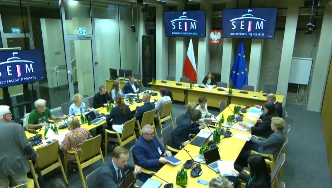 „Liczy się tylko 100 tys. gospodarstw”. Gorąca debata o przyszłości hodowli w Sejmie