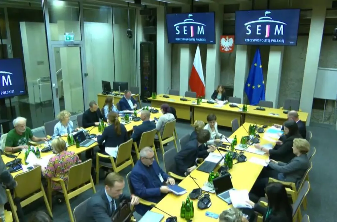„Liczy się tylko 100 tys. gospodarstw”. Gorąca debata o przyszłości hodowli w Sejmie