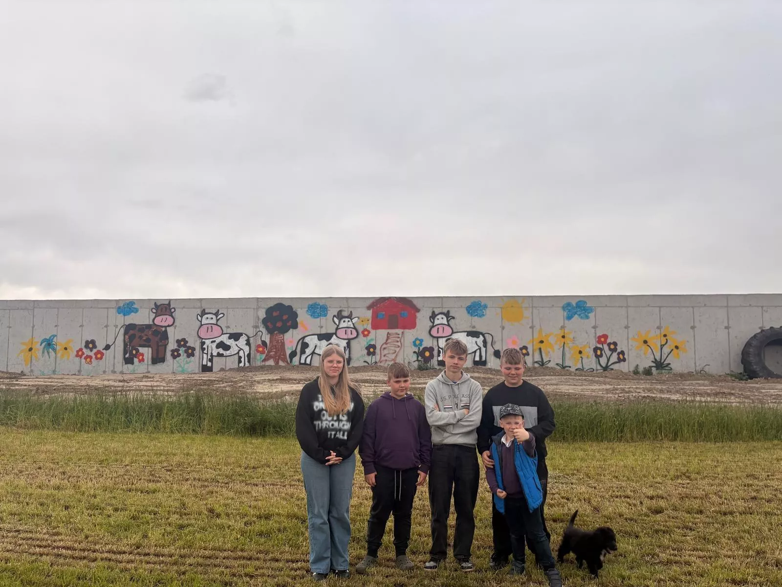 Mają 110 krów, 100 ha i piątkę dzieci. Dziś musieli odłożyć marzenia o rozwoju