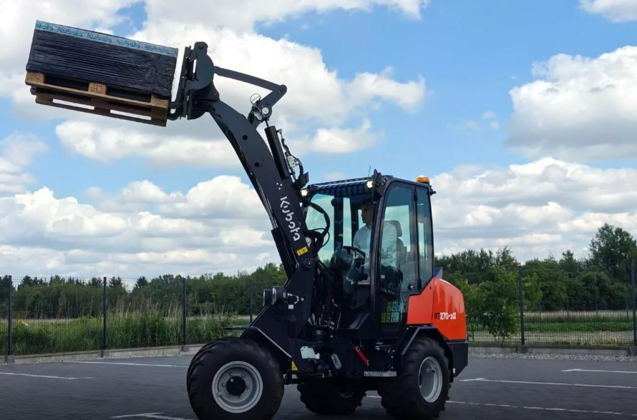 Kubota pokazała nowe ładowarki. Wiemy, ile będą kosztować
