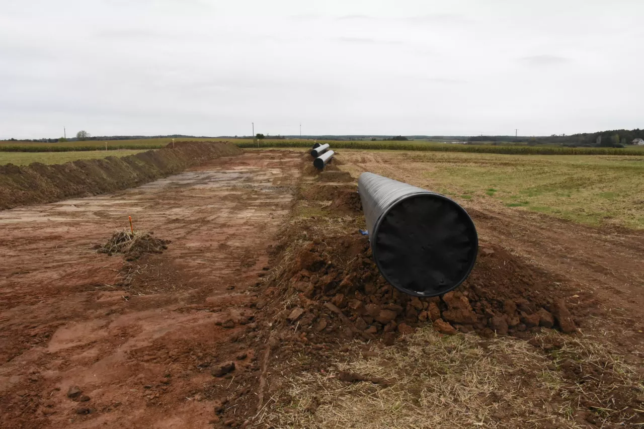 Sąd uznał, że za gazociąg przebiegający przez ziemię rolników z powiatu grójeckiego należy się odszkodowanie