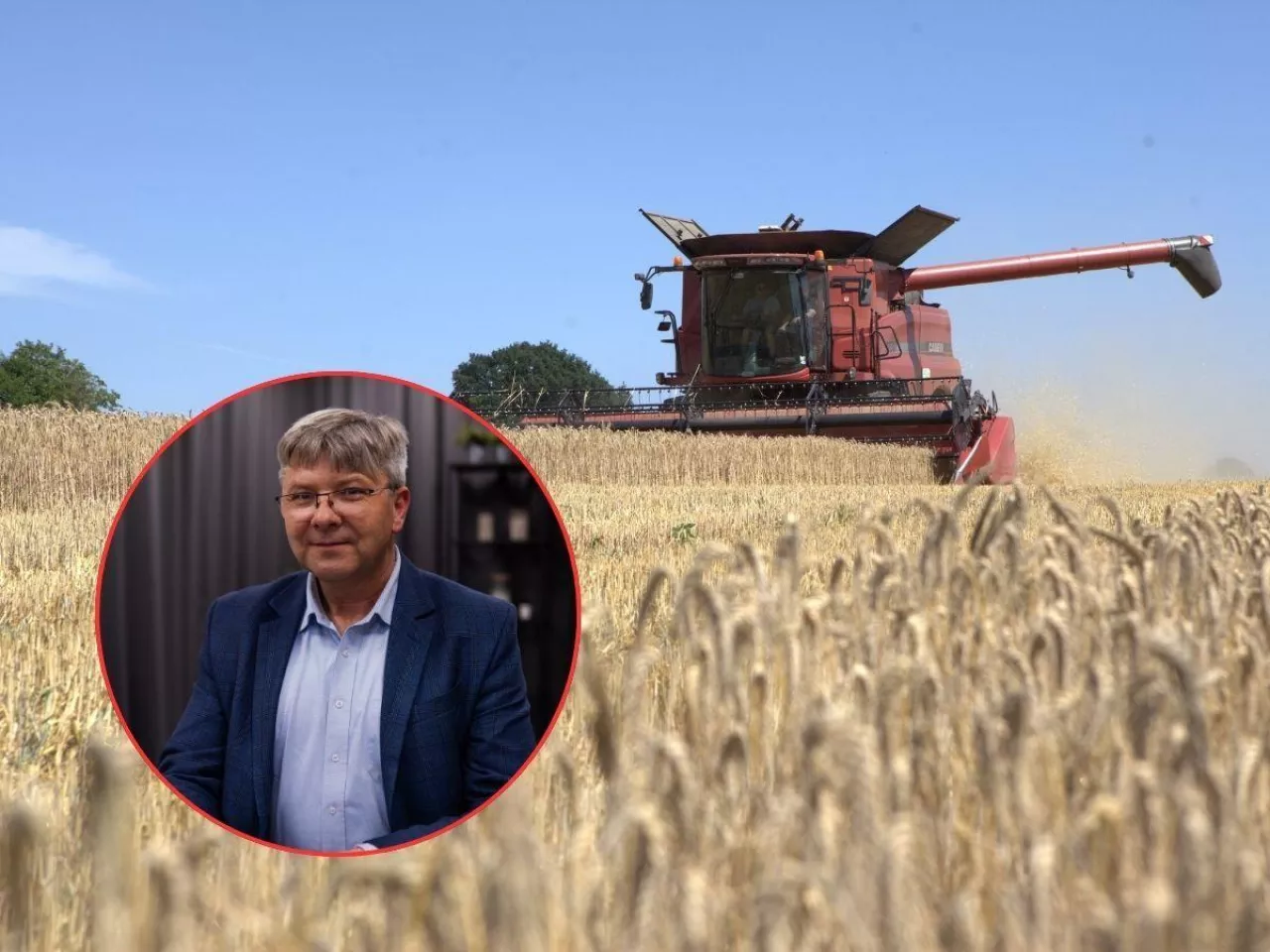 kombajn w polu, żniwa, w kółku twarz Marka Tańskiego, prezesa Agroloku