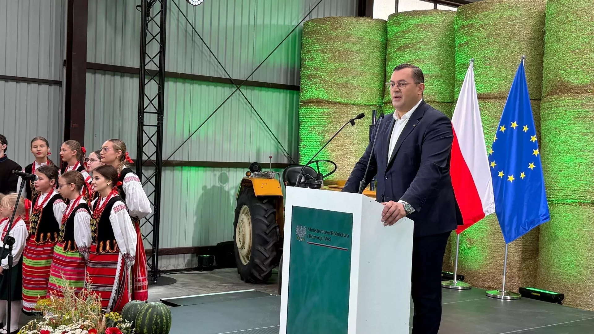 Dopłaty do nawozów 2026. Minister podał stawki i limit hektarów