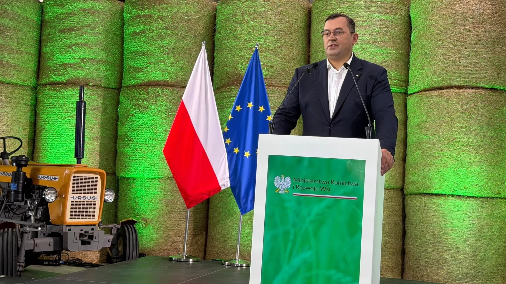 Dopłaty bezpośrednie ruszą wcześniej. Minister podał datę pierwszych przelewów
