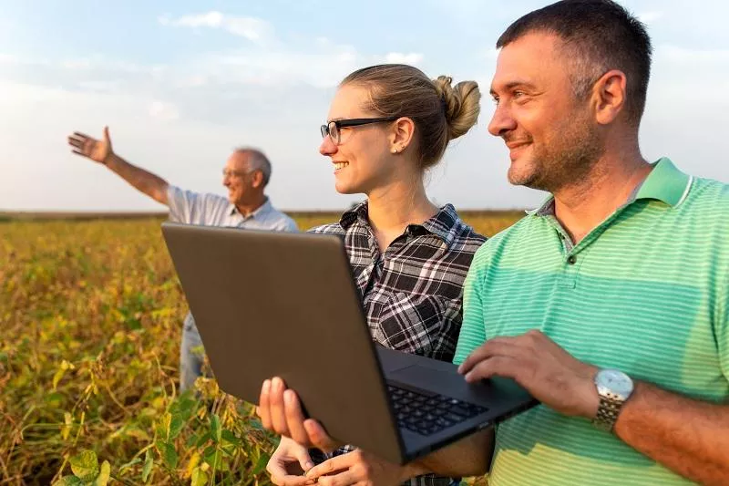 Rolnik w grupie musi sprzedać jej 70% produkcji. Ale są ważne wyjątki