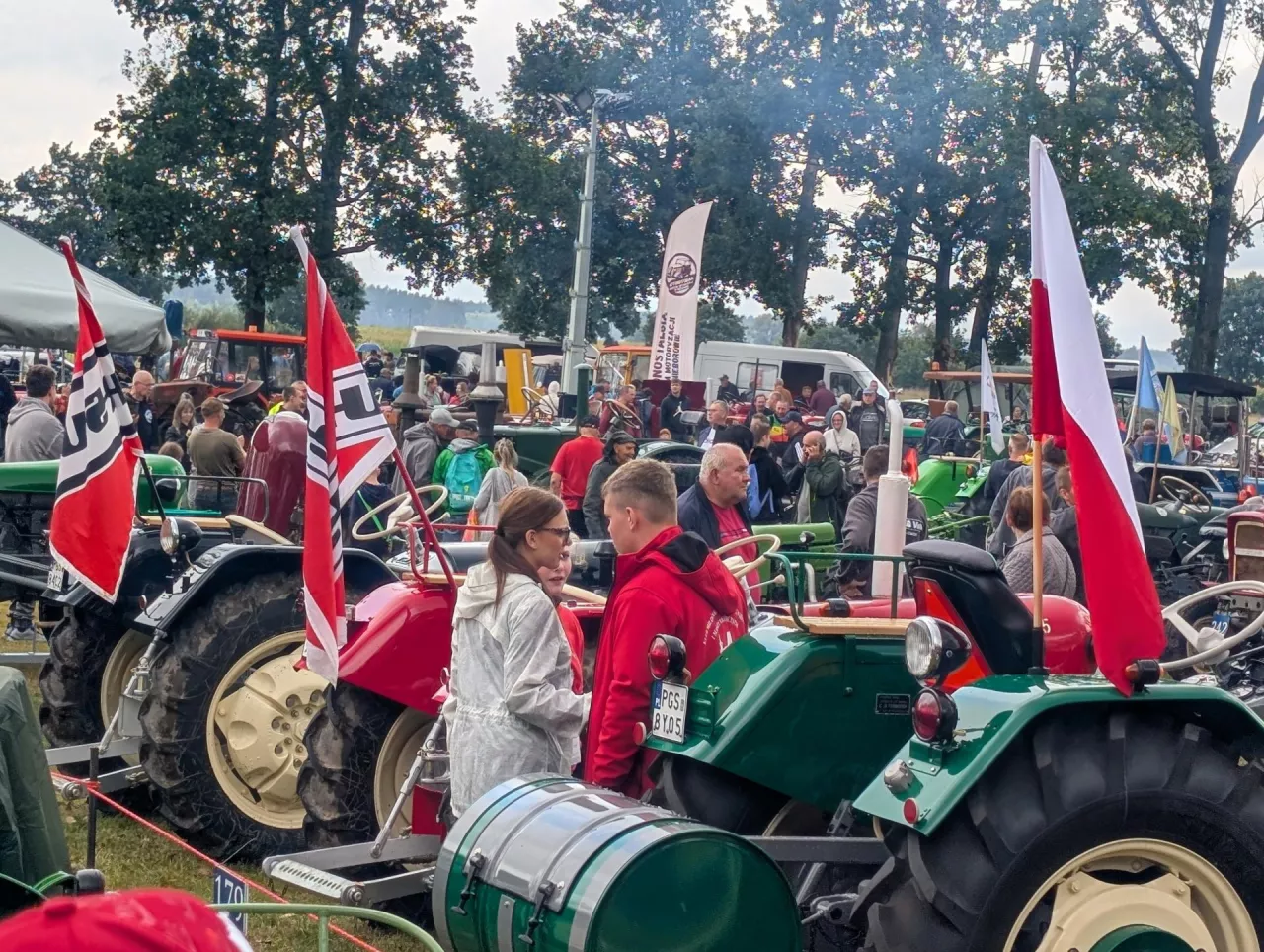 Festiwal w Wilkowicach to wydarzenie, na które ściągają kolekcjonerzy i miłośnicy zabytkowej techniki rolniczej nie tylko z naszego kraju