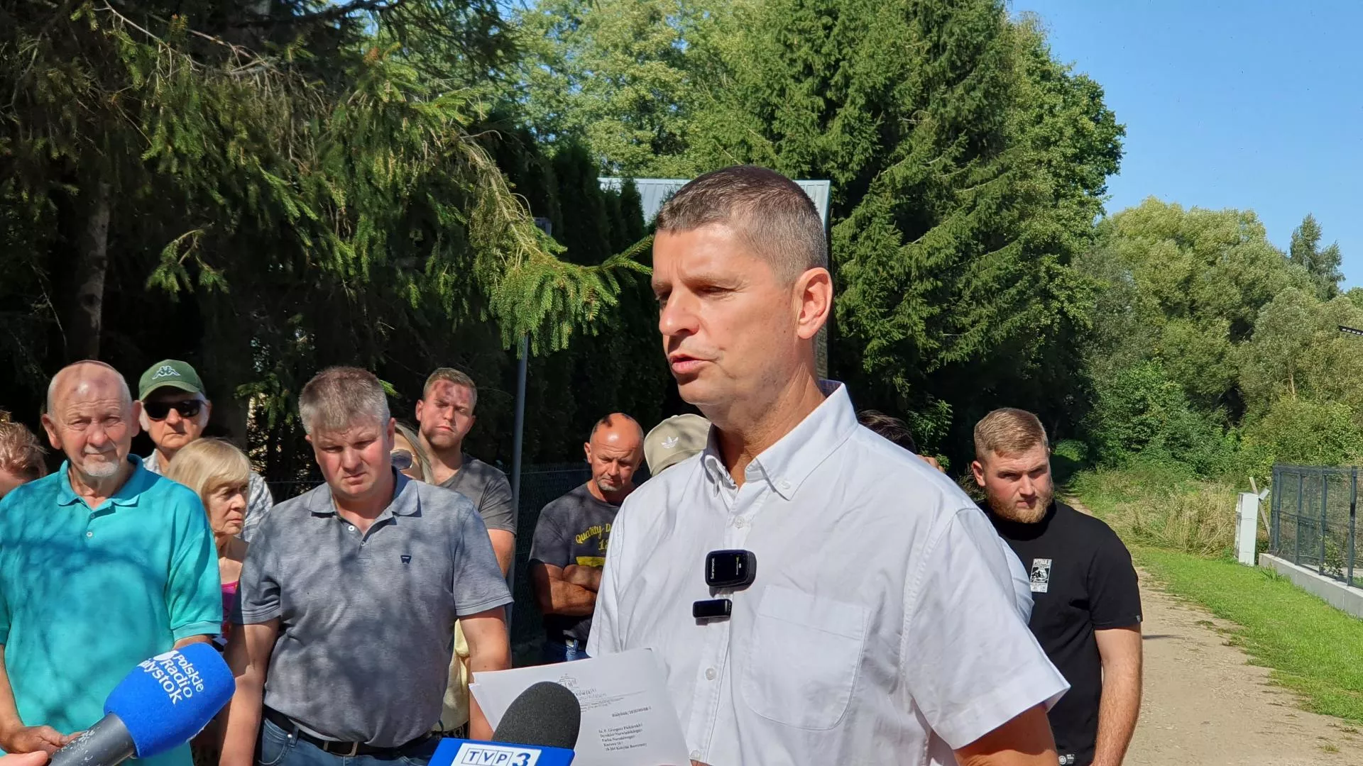 Rolnicy nie mogą dojechać do własnych łąk. „Jak można ograniczać dostęp do własności?”