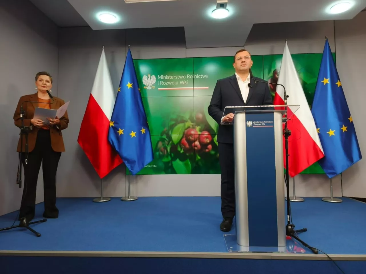 konferencja prasowa ministra Stefana Krajewskiego